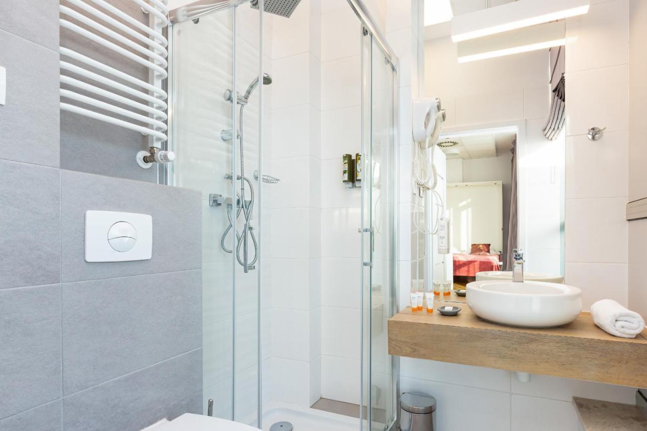 Varsovia Apartments Warsaw By Noclegi Renters Extérieur photo